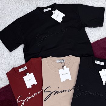 Givenchy Men's Half Sleeve Super Combed T-Shirt Wholesale