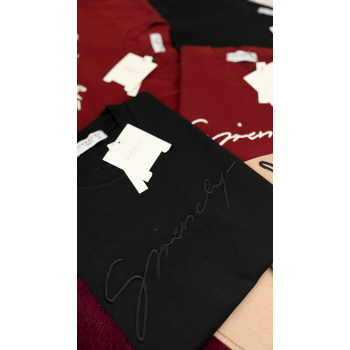 Givenchy Men's Half Sleeve Super Combed T-Shirt Wholesale