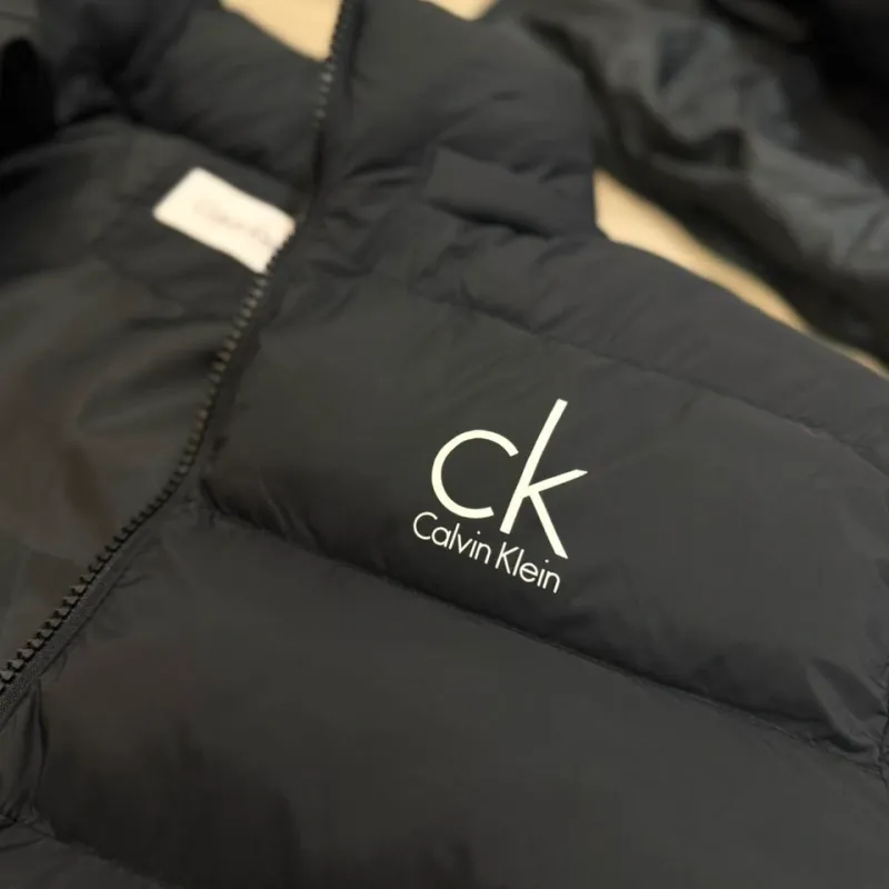 Men’s Calvin Klein Style Solid Puffer Jacket Wholesale Bangladesh Men’s Calvin Klein Style Solid Puffer Jacket Wholesale Bangladesh