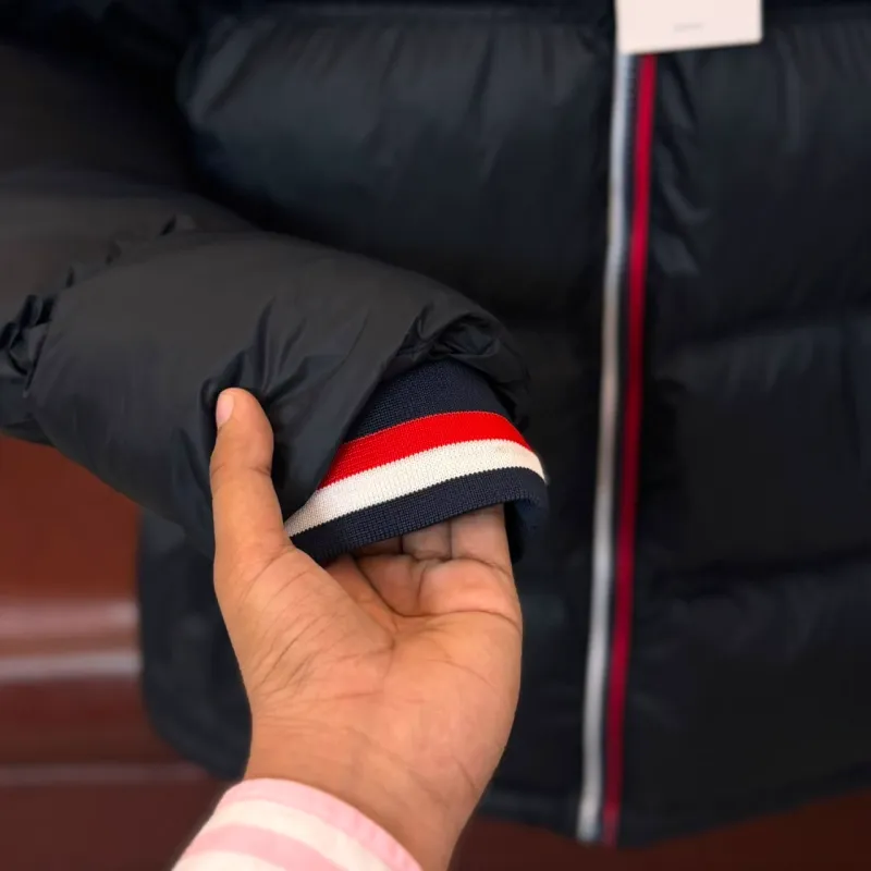 Men’s Tommy Hilfiger Style Hooded Puffer Jacket Wholesale Bangladesh Men’s Tommy Hilfiger Style Hooded Puffer Jacket Wholesale Bangladesh