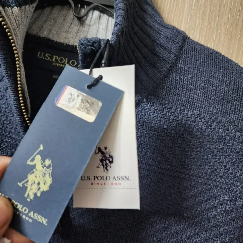 Men's 5-Gauge Cotton Half-Zip Sweater (Style BGUF355348) — 26,000 Pcs Surplus Stock — Wholesale Bangladesh