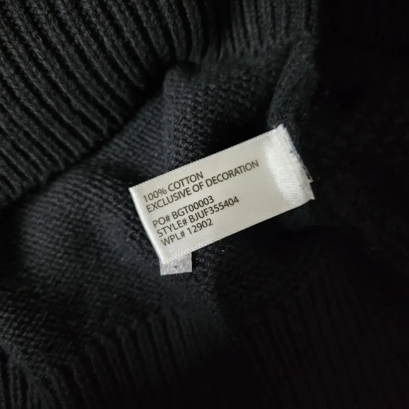 Men's 5-Gauge Cotton Half-Zip Sweater (Style BGUF355404) — 28,000 Pcs Surplus Stock — Wholesale Bangladesh