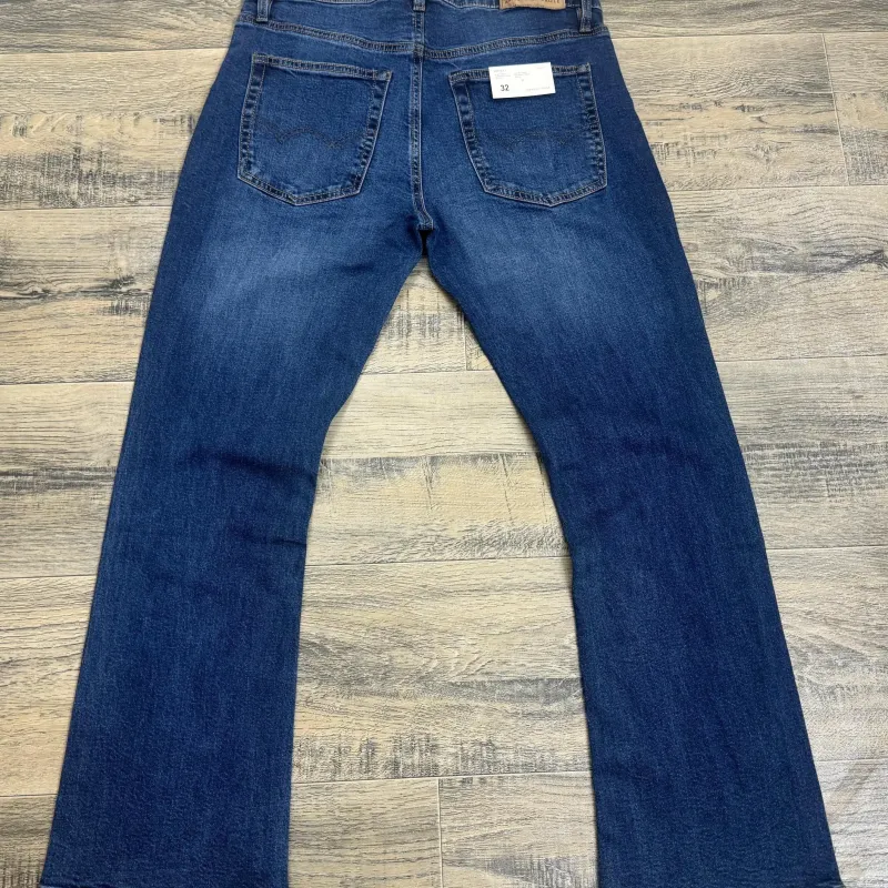 Men's Premium Classic Boot Cut Cotton Jeans (Sizes 30-40, 4 Washes) — Wholesale Bangladesh