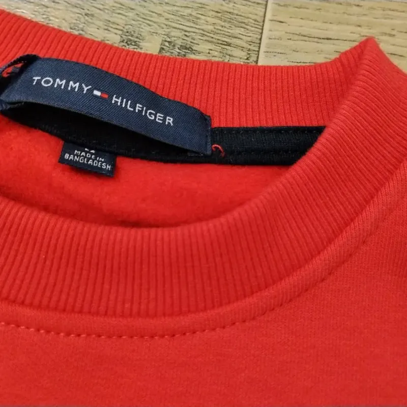 Men's Premium 350 GSM One-Side Brushed Fleece Crewneck Sweatshirt — Wholesale Bangladesh Men's Premium 350 GSM One-Side Brushed Fleece Crewneck Sweatshirt — Wholesale Bangladesh