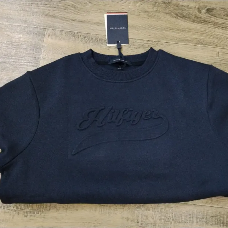 Men's Premium 350 GSM One-Side Brushed Fleece Crewneck Sweatshirt — Wholesale Bangladesh Men's Premium 350 GSM One-Side Brushed Fleece Crewneck Sweatshirt — Wholesale Bangladesh