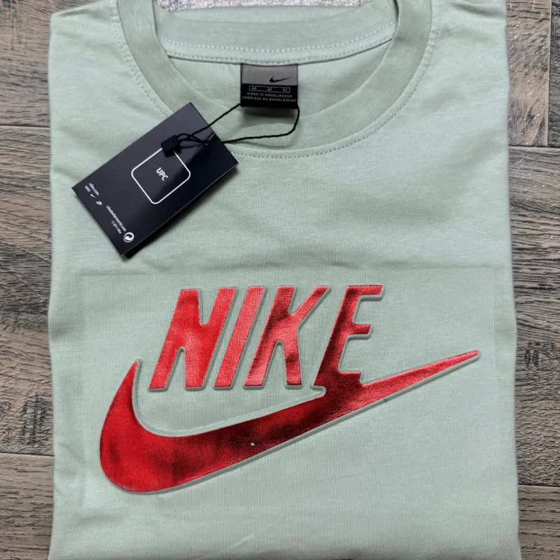 Nike Men's Premium Stylish Round Neck Short Sleeve T-Shirt Wholesale Bangladesh Nike Men's Premium Stylish Round Neck Short Sleeve T-Shirt Wholesale Bangladesh
