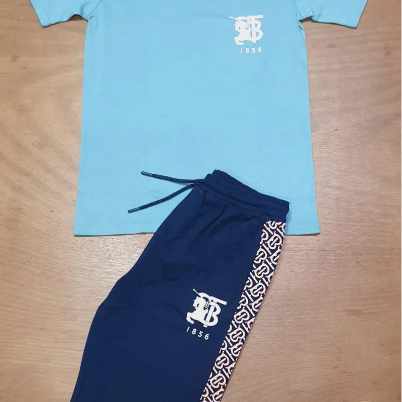 Burberry Boys SS T-Shirt Hidden City Print & 3 Quarter Terry Shorts Set Wholesale Bangladesh Burberry Boys SS T-Shirt Hidden City Print & 3 Quarter Terry Shorts Set Wholesale Bangladesh