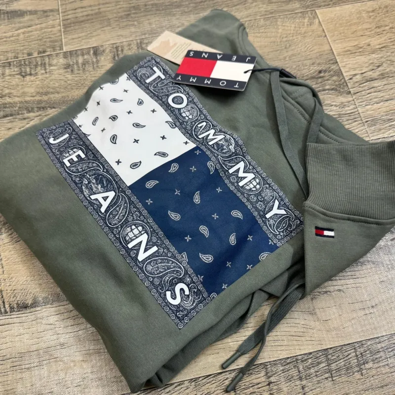 Men’s Premium Stylish Hoodie (Tommy Hilfiger / The North Face / Timberland) Wholesale Bangladesh Men’s Premium Stylish Hoodie (Tommy Hilfiger / The North Face / Timberland) Wholesale Bangladesh