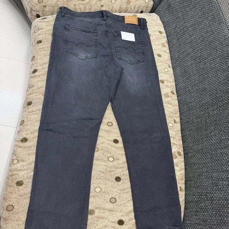 American Eagle Men's Premium Laser Wash Acid Wash Denim Jeans Wholesale – Everywear Bangladesh Ltd American Eagle Men's Premium Laser Wash Acid Wash Denim Jeans Wholesale – Everywear Bangladesh Ltd