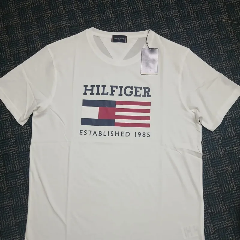 Tommy Hilfiger Men's Cotton T‑Shirt (Colorblock) Wholesale – Everywear Bangladesh Ltd